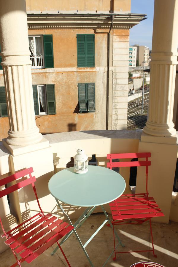 Victoria House Hostel Genua Exterior foto